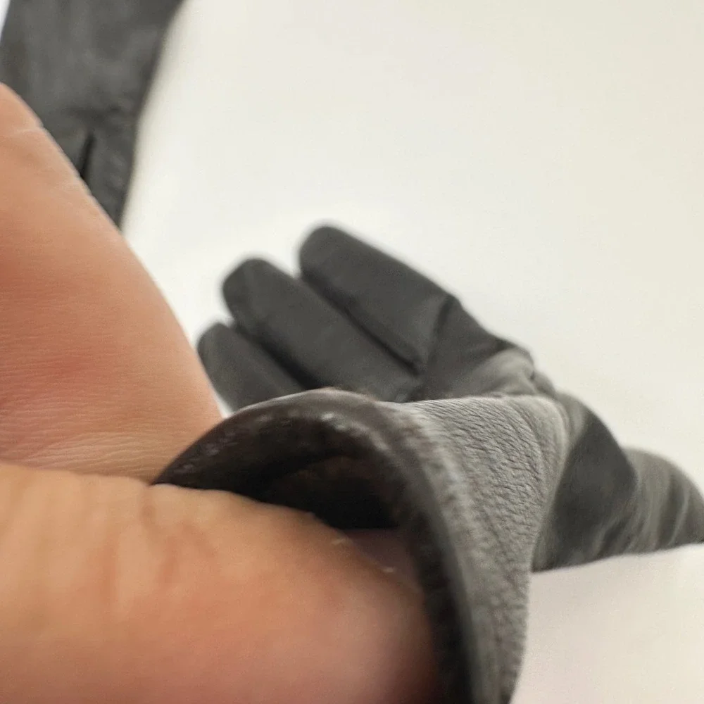 Willi Smith Gloves Leather Black‎ Size M Cashmere Lined Woven Cuff Designer